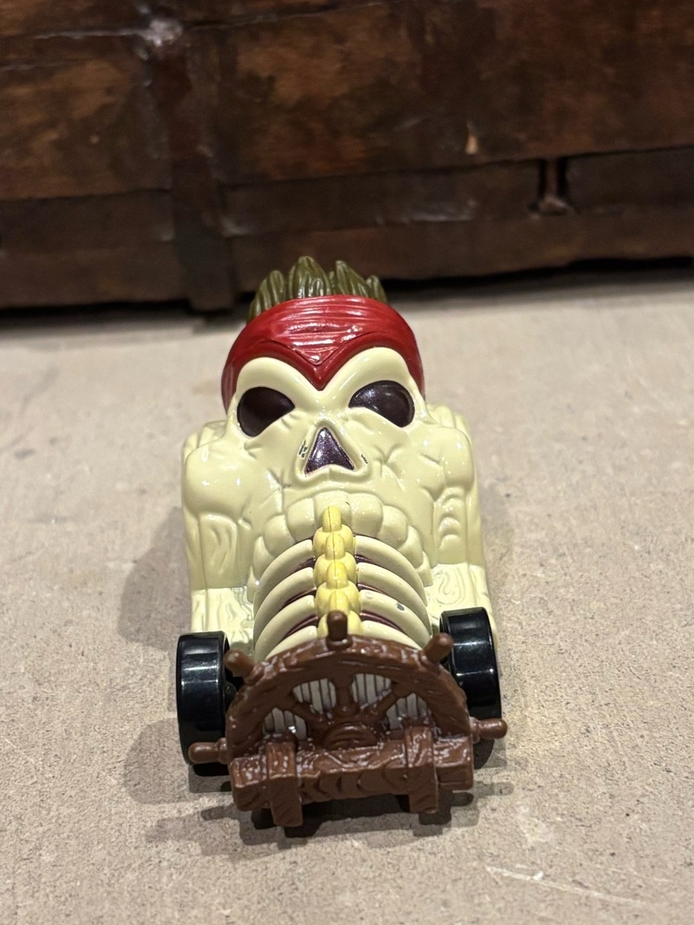 Disney Racers die-cast Pirates of the Caribbean Skeleton Helmsman Car